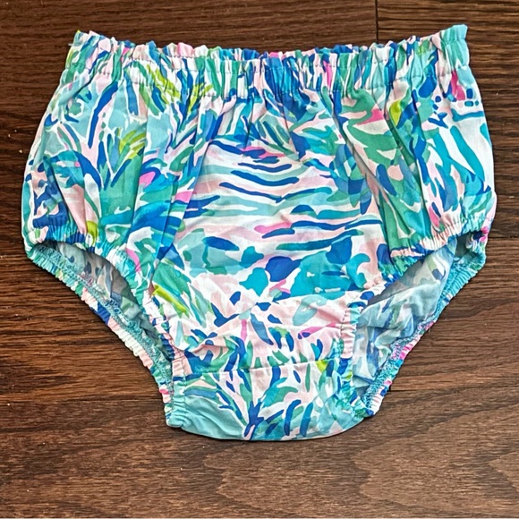 Shift, Lilly P - Picture 3 of 4